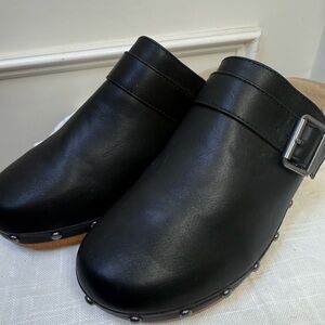 Black Y2K Clogs with Buckle and Silver Studs by Mia Size 9M Beautiful Vintage!